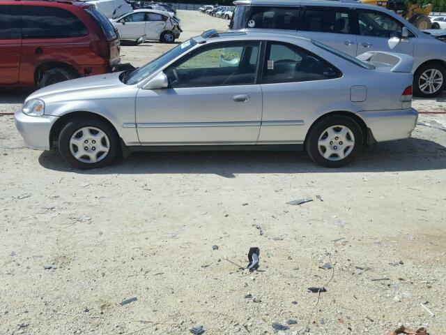 1HGEJ8245YL060224 - 2000 HONDA CIVIC EX 银色 照片 9