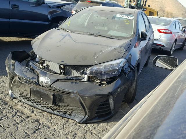 5YFBURHEXHP621247 - 2017 TOYOTA COROLLA L BLACK photo 2