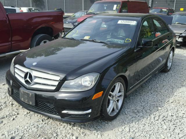 WDDGF8BB7CR202463 - 2012 MERCEDES-BENZ C BLACK photo 2