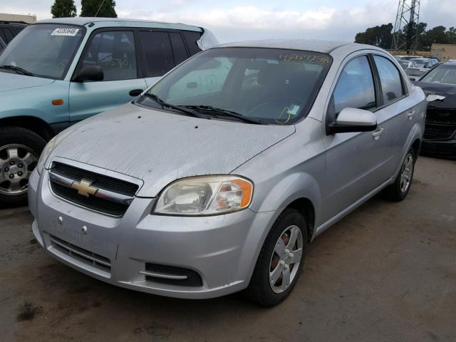 KL1TD5DE4BB169084 - 2011 CHEVROLET AVEO LS SILVER photo 2