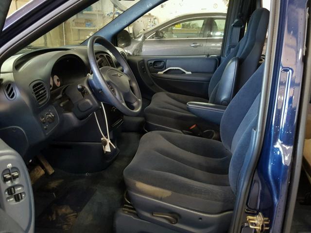 1C4GJ45R73B265582 - 2003 CHRYSLER VOYAGER LX BLUE photo 5