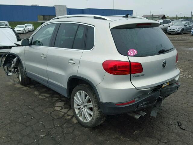 WVGBV3AX2DW566957 - 2013 VOLKSWAGEN TIGUAN S SILVER photo 3