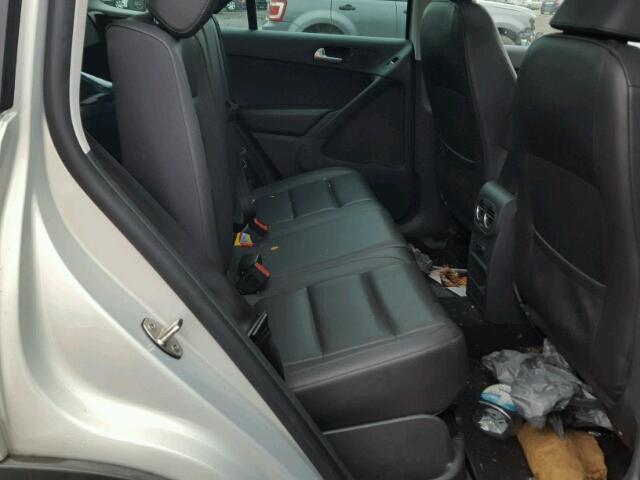 WVGBV3AX2DW566957 - 2013 VOLKSWAGEN TIGUAN S SILVER photo 6