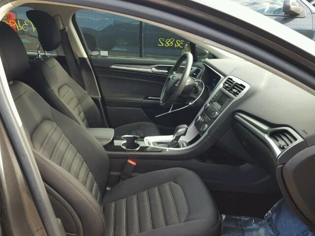 3FA6P0H79FR113614 - 2015 FORD FUSION SE GRAY photo 5