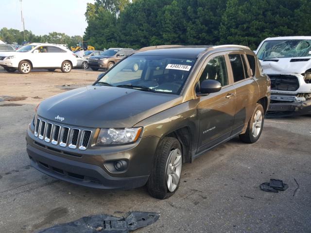 1C4NJCBA7GD559851 - 2016 JEEP COMPASS SP 绿色 照片 2