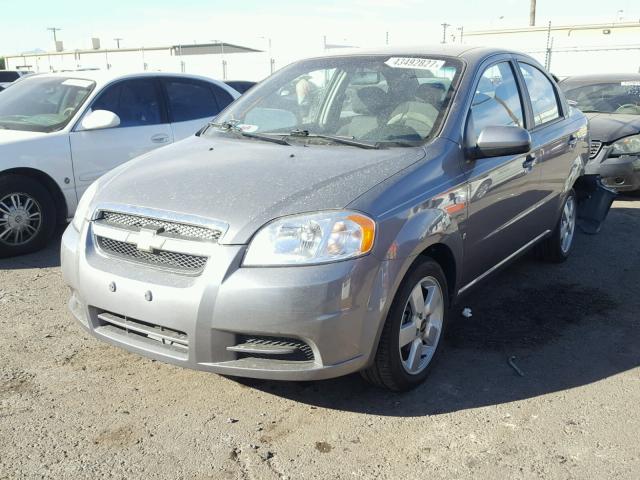 KL1TD56638B047461 - 2008 CHEVROLET AVEO BASE GRAY photo 2