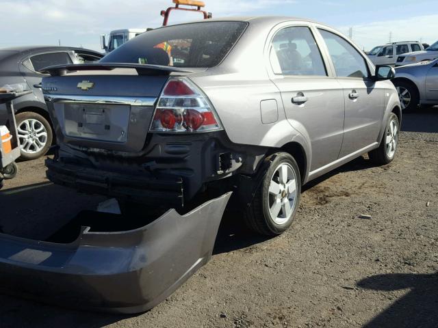 KL1TD56638B047461 - 2008 CHEVROLET AVEO BASE GRAY photo 4