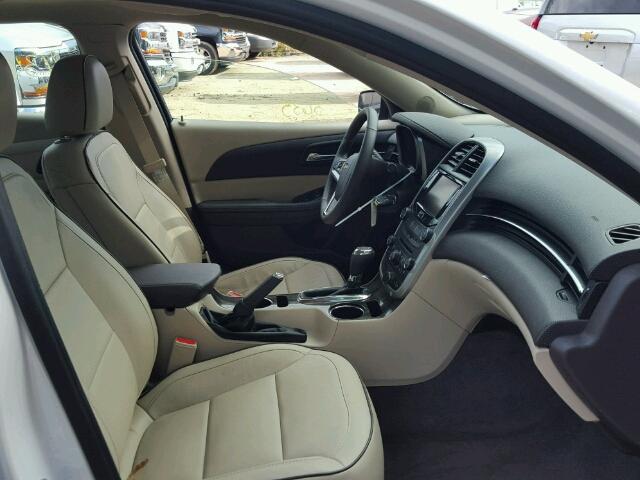 1G11E5SA1GF158890 - 2016 CHEVROLET MALIBU LIM 白色 照片 5