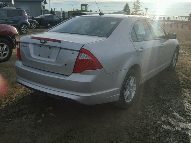 3FAHP0GA0BR118491 - 2011 FORD FUSION S SILVER photo 4