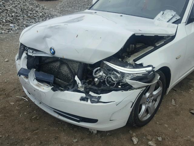 WBANV93538CZ64683 - 2008 BMW 535 WHITE photo 9