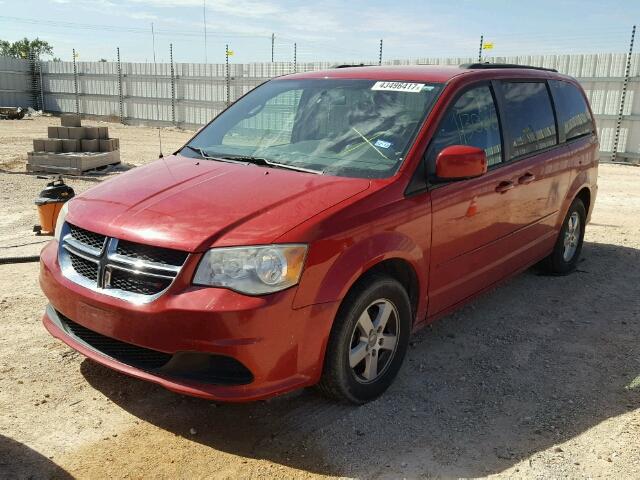 2C4RDGCG3CR263817 - 2012 DODGE GRAND CARA RED photo 2