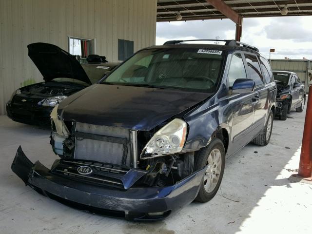 KNDMB233166024522 - 2006 KIA SEDONA EX BLUE photo 2