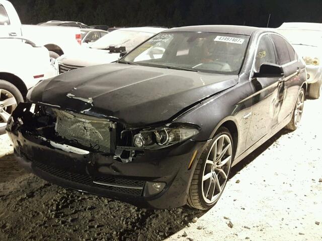 WBAFU7C54DDU67304 - 2013 BMW 535 XI 黑色 照片 2