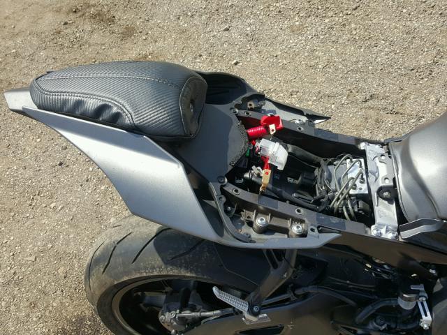 JYARN39E4GA002021 - 2016 YAMAHA YZFR1 GRAY photo 6