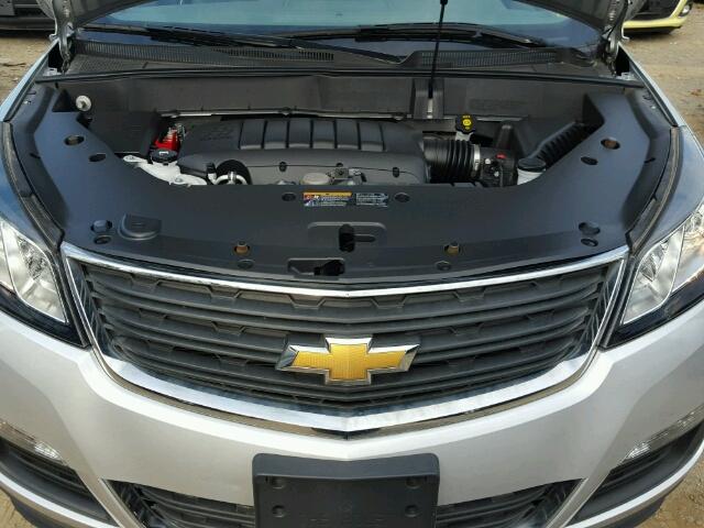 1GNKRFED7GJ239988 - 2016 CHEVROLET TRAVERSE L SILVER photo 7