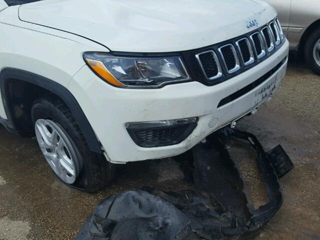 3C4NJDAB9HT698715 - 2017 JEEP COMPASS SP WHITE photo 9