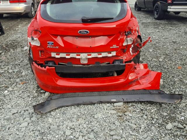 1FADP3K21EL273067 - 2014 FORD FOCUS SE RED photo 9