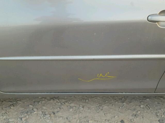 4T1BF1FK6FU107041 - 2015 TOYOTA CAMRY LE 银色 照片 9