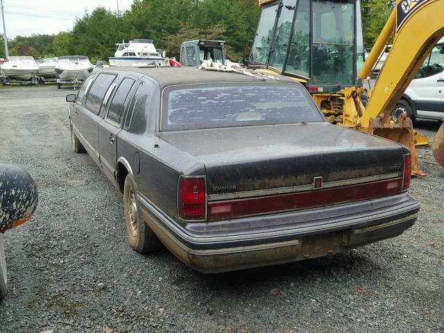 1LNLM81W1PY641507 - 1993 LINCOLN TOWN CAR E BLACK photo 3