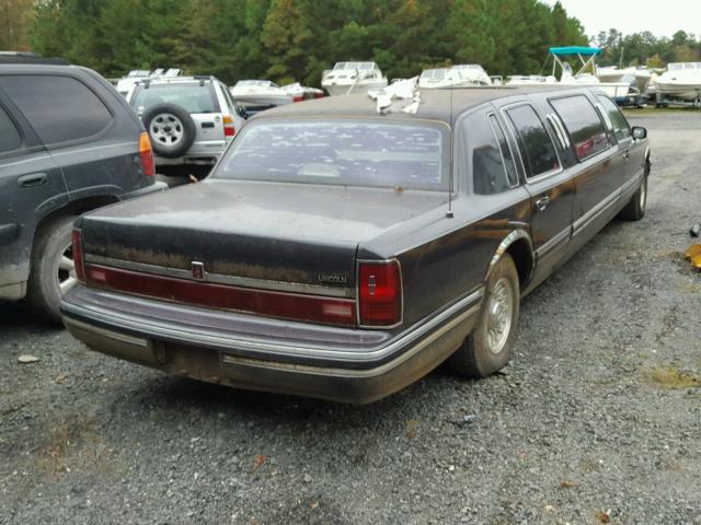 1LNLM81W1PY641507 - 1993 LINCOLN TOWN CAR E BLACK photo 4