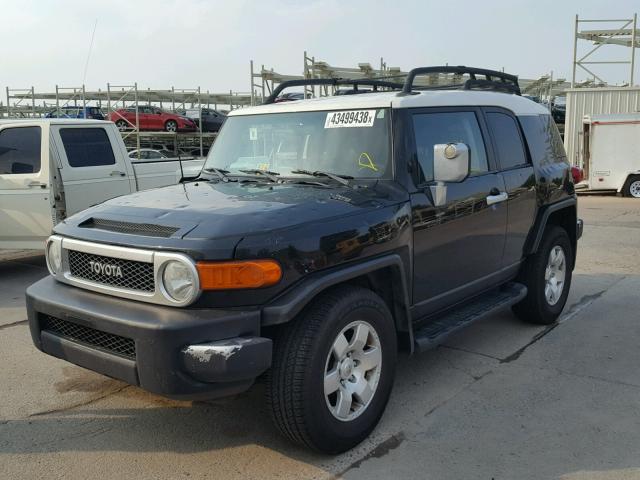 JTEZU11F770010826 - 2007 TOYOTA FJ CRUISER BLACK photo 2