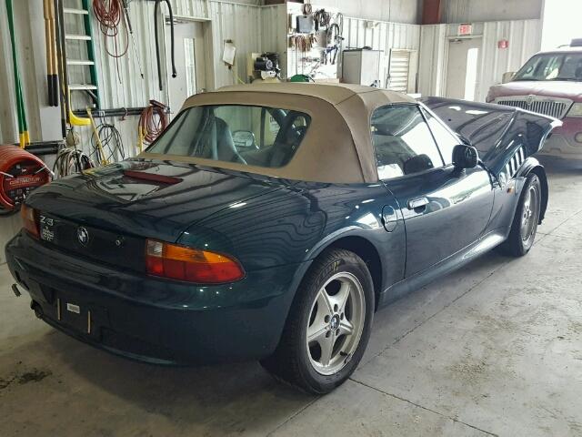 4USCH7323WLD15536 - 1998 BMW Z3 GREEN photo 4