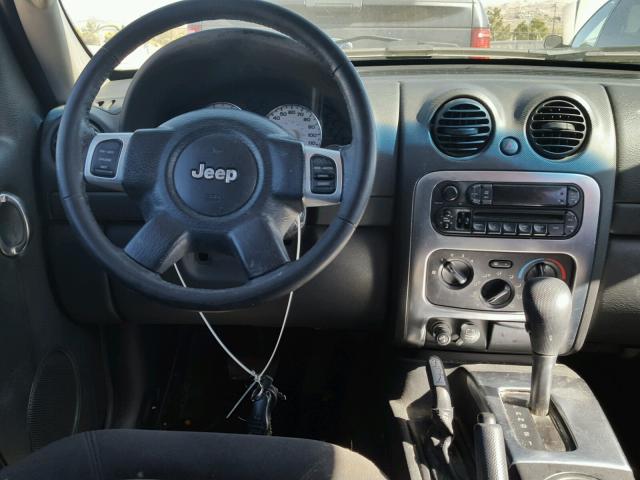 1J4GL58K62W106889 - 2002 JEEP LIBERTY LI SILVER photo 9