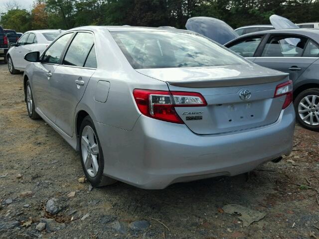 4T1BF1FK0EU813033 - 2014 TOYOTA CAMRY L SILVER photo 3