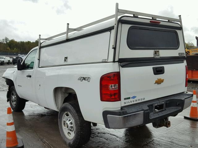 1GC0KVCG1CF107043 - 2012 CHEVROLET SILVERADO WHITE photo 3