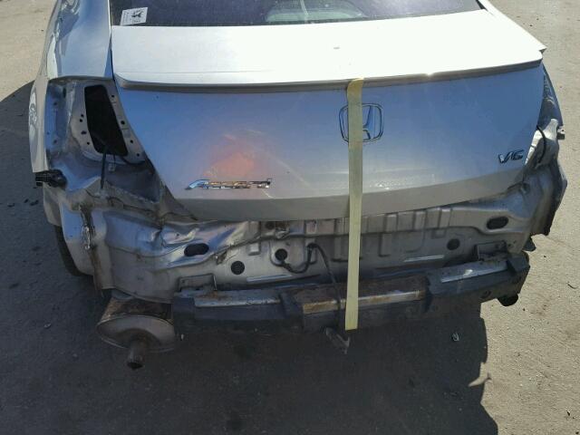 1HGCS22869A004391 - 2009 HONDA ACCORD SILVER photo 9