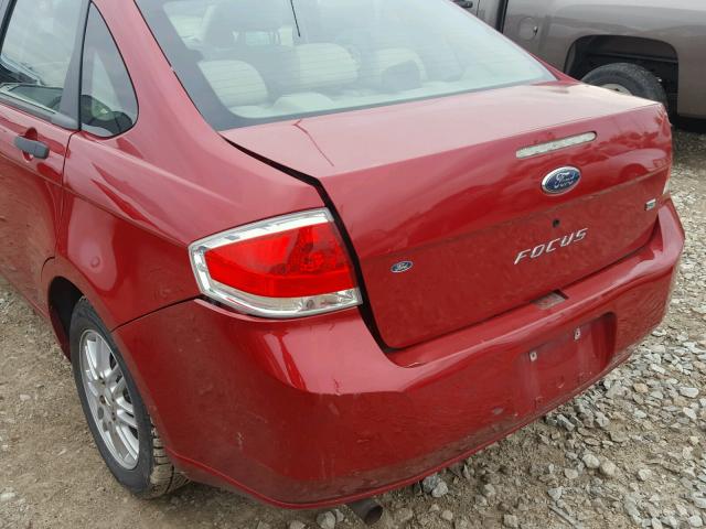 1FAHP35N69W178421 - 2009 FORD FOCUS SE MAROON photo 9