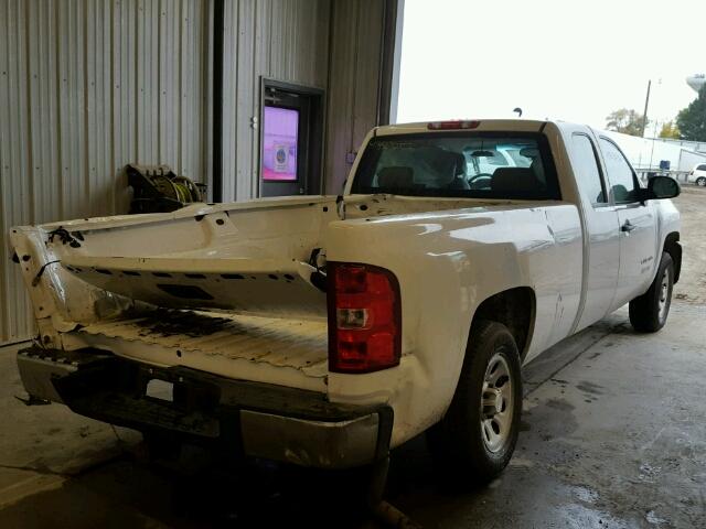 1GCRCPE08DZ282454 - 2013 CHEVROLET SILVERADO WHITE photo 4