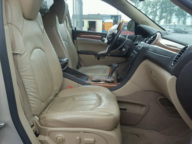 5GAER23D89J124130 - 2009 BUICK ENCLAVE CX GOLD photo 5