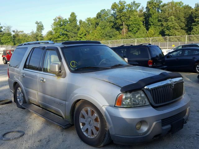 5LMFU28R43LJ46152 - 2003 LINCOLN NAVIGATOR Silber Foto 1