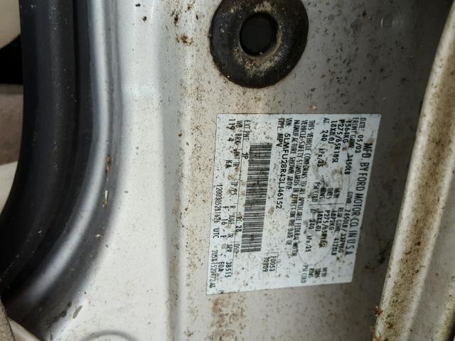 5LMFU28R43LJ46152 - 2003 LINCOLN NAVIGATOR Silber Foto 10