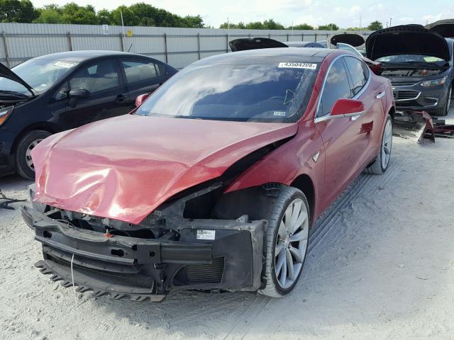 5YJSA1CP5DFP26657 - 2013 TESLA MODEL S RED photo 2