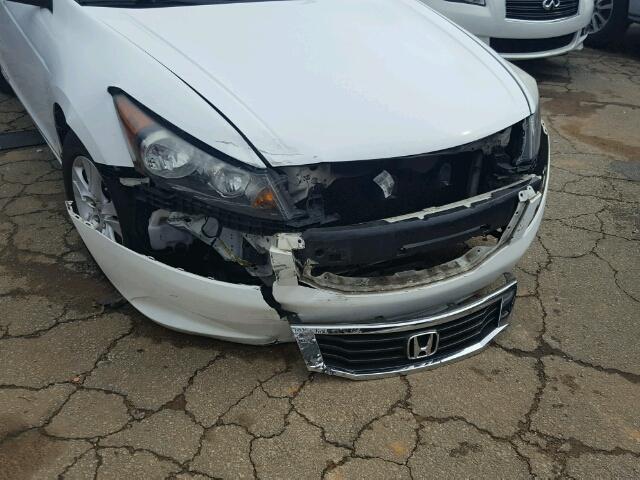 1HGCP26478A076126 - 2008 HONDA ACCORD LXP WHITE photo 9