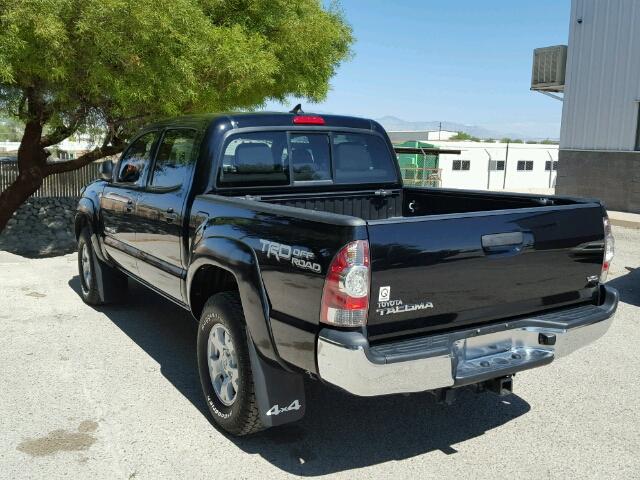 3TMLU4EN8FM170898 - 2015 TOYOTA TACOMA BLACK photo 3