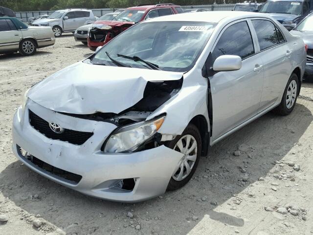 1NXBU4EE3AZ309864 - 2010 TOYOTA COROLLA SILVER photo 2