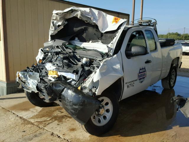 1GCEC19C49Z281356 - 2009 CHEVROLET SILVERADO WHITE photo 2