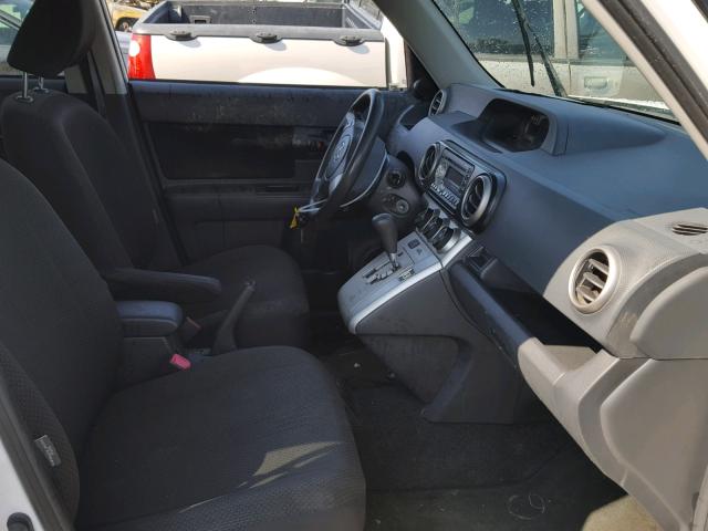 JTLZE4FE9A1114565 - 2010 TOYOTA SCION XB Ақ фото 5