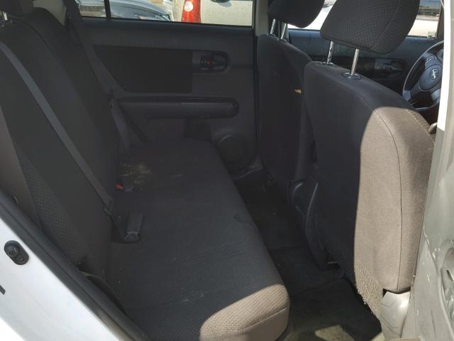 JTLZE4FE9A1114565 - 2010 TOYOTA SCION XB Ақ фото 6