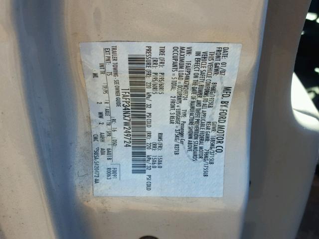 1FAFP34NX7W249724 - 2007 FORD FOCUS ZX4 SILVER photo 10