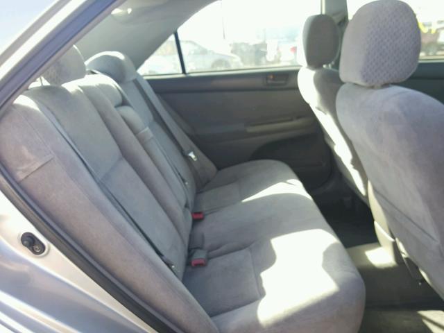 4T1BE32K13U761400 - 2003 TOYOTA CAMRY LE 银色 照片 6