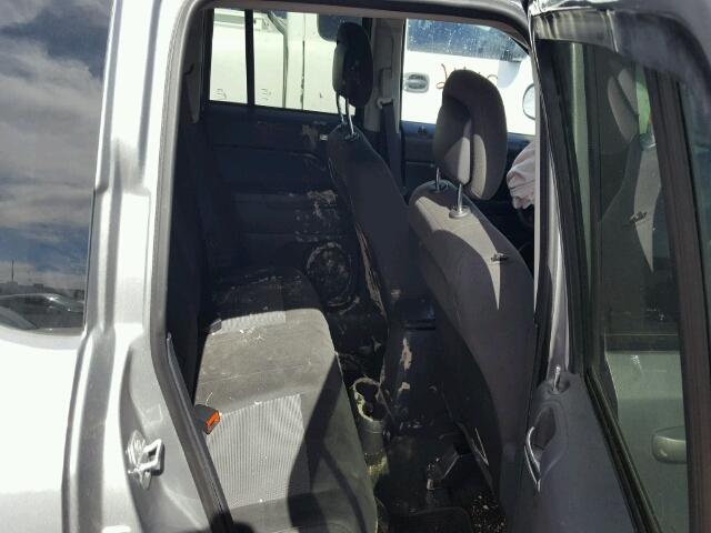 1C4NJCBA7GD567447 - 2016 JEEP COMPASS SP SILVER photo 6