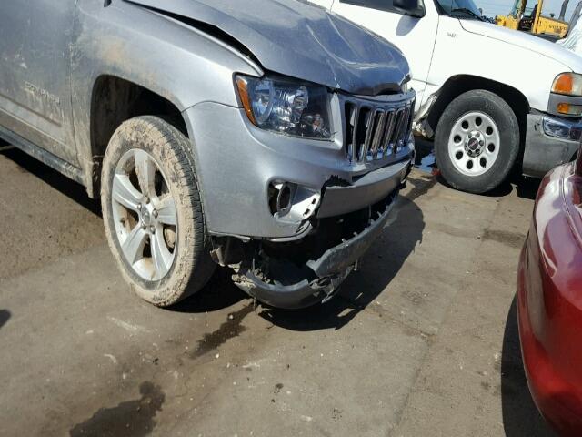 1C4NJCBA7GD567447 - 2016 JEEP COMPASS SP SILVER photo 9