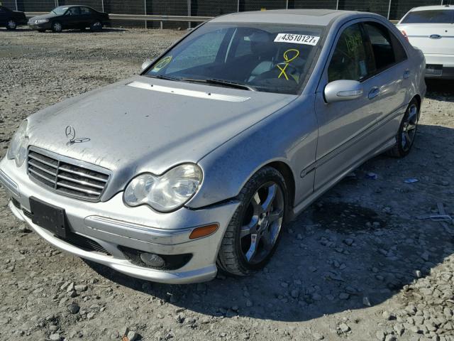 WDBRF52HX7F880944 - 2007 MERCEDES-BENZ C 230 SILVER photo 2