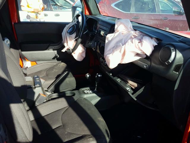 1C4GJWAG6HL631792 - 2017 JEEP WRANGLER S წითელი ფოტო 5