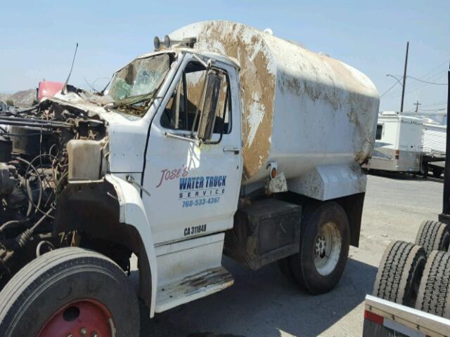 1FDXK84N2GVA03679 - 1986 FORD F8000 WHITE photo 2