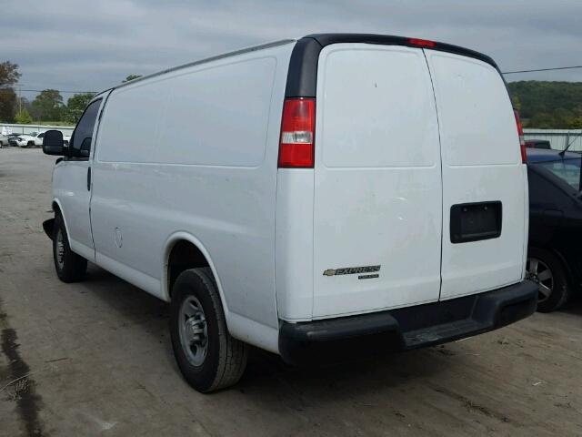 1GCWGFCF2F1110169 - 2015 CHEVROLET EXPRESS G2 WHITE photo 3